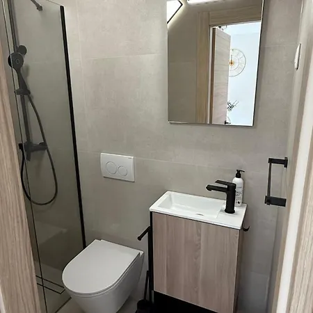 Apartment Apartments Petar - Parking And Seaview
