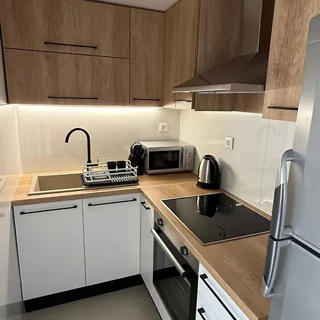 Apartments Petar - Parking And Seaview