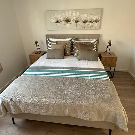 Apartment Apartments Petar - Parking And Seaview *