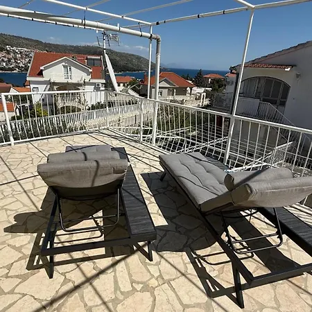 Apartment Apartments Petar - Parking And Seaview *