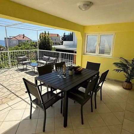 Apartments Petar - Parking And Seaview *