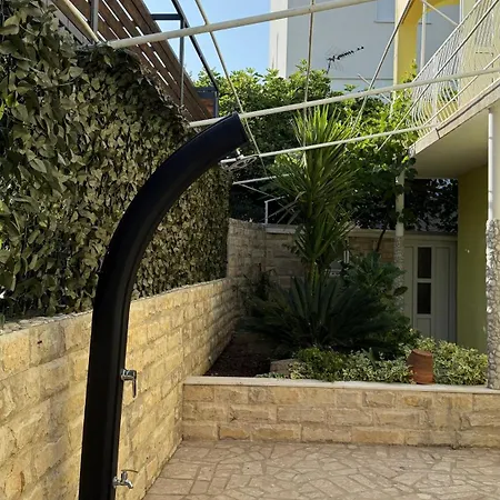 Petar - Parking And Seaview *