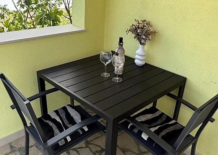 Petar - Parking And Seaview Apartment Trogir