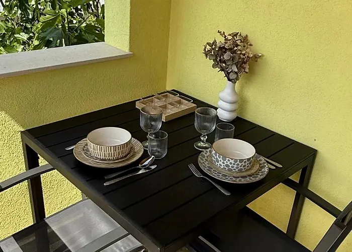 Apartman Petar - Parking And Seaview