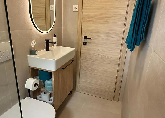 Petar - Parking And Seaview Apartman *