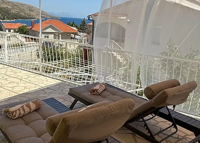 Apartman Petar - Parking And Seaview