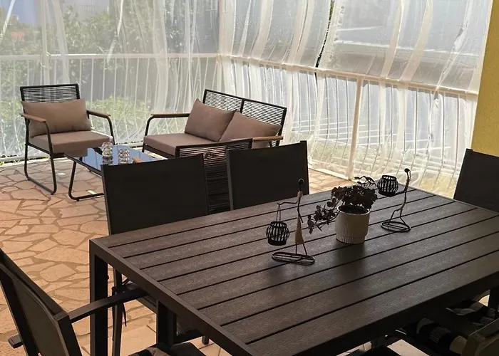 Petar - Parking And Seaview Apartment Trogir