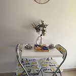 Petar - Parking And Seaview *