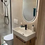 Petar - Parking And Seaview