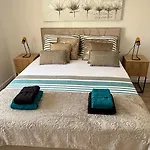 Appartamento Petar - Parking And Seaview