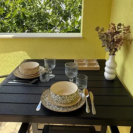 Petar - Parking And Seaview Apartament Trogir