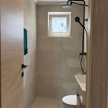 Petar - Parking And Seaview Apartament *