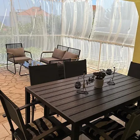 Petar - Parking And Seaview Apartament Trogir