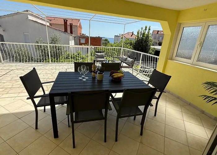 Petar - Parking And Seaview Appartement *
