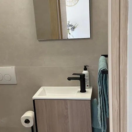 דירה Petar - Parking And Seaview טרוגיר